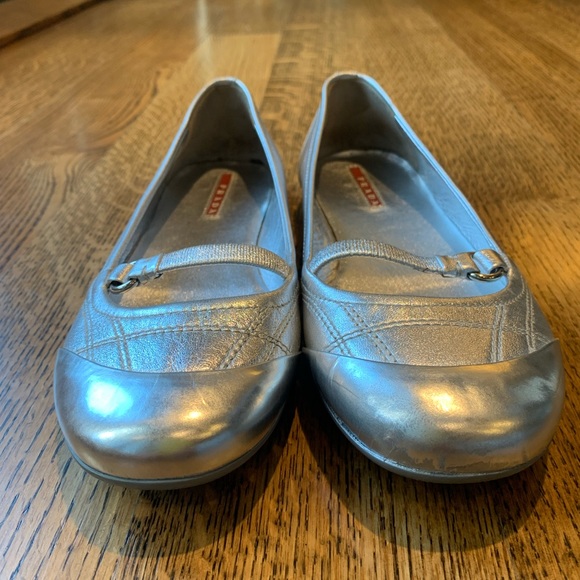 Prada Sport  Donna Silver Ballet Flats - Picture 5 of 7